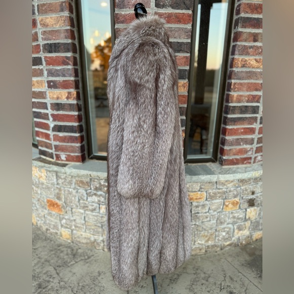 SOLD - Picture 7 of 11